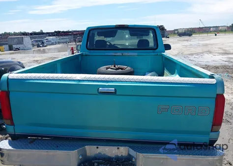 1993 Ford F150 z USA, uszkodzony, nr VIN 1FTDF15Y8PNB24812